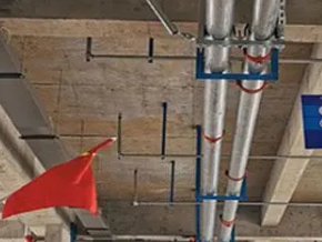 新巴尔虎左管廊支架的安装方法